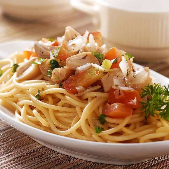 Resep Saus Pasta Aglio Olio yang Lezat dan Mudah Dibuat Versus Beda